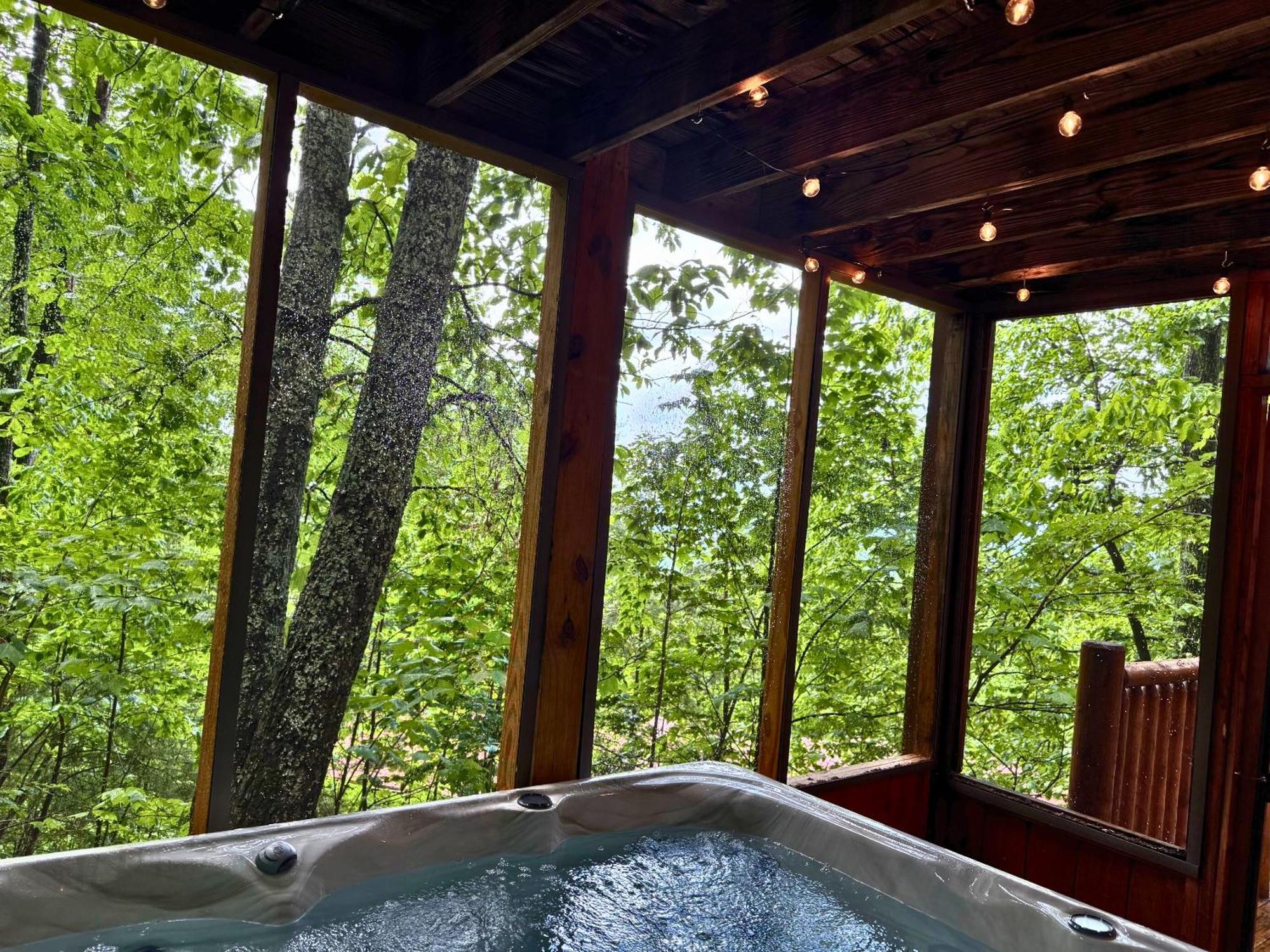 Views, Game Room And Hot Tub Bearway To Heaven Sevierville Ngoại thất bức ảnh